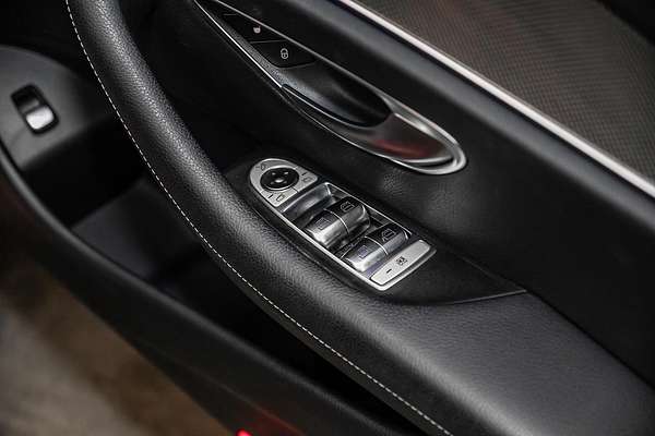 2016 Mercedes-Benz E-Class E200 W213