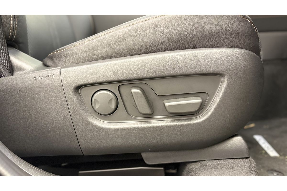 2025 Mazda CX-80 P50e GT KL