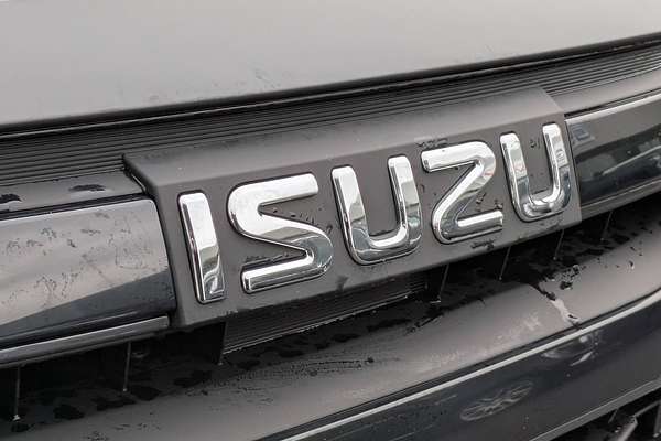 2025 Isuzu D-MAX SX 4X4