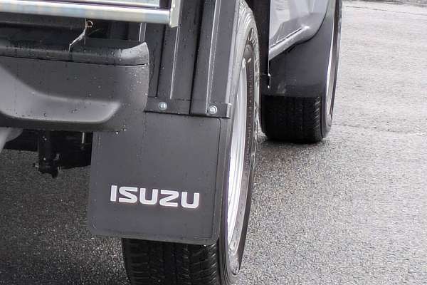 2025 Isuzu D-MAX SX 4X4