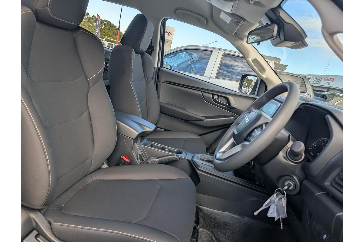 2025 Isuzu D-MAX SX 4X4