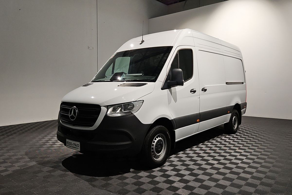 2024 Mercedes-Benz Sprinter 415CDI VS30