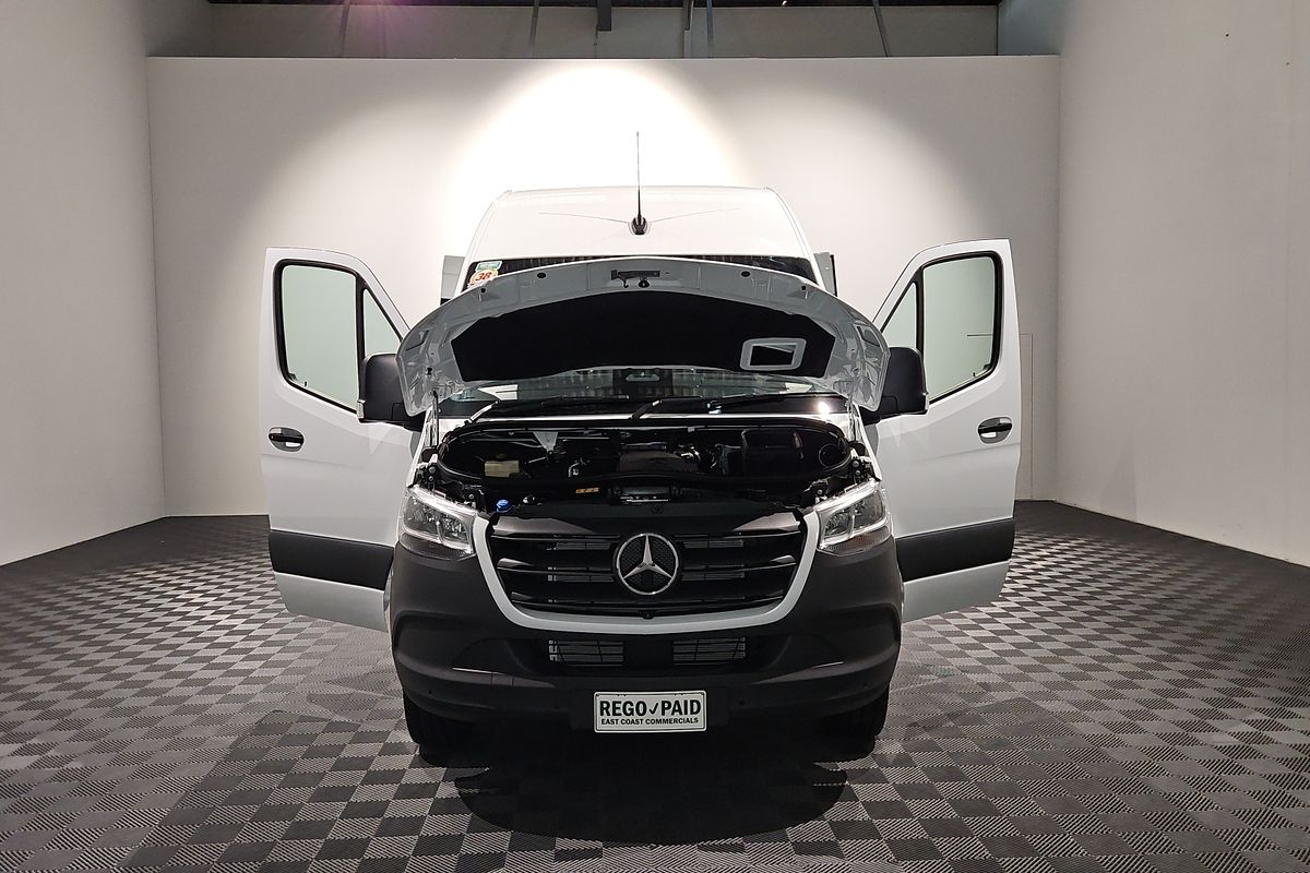 2024 Mercedes-Benz Sprinter 415CDI VS30