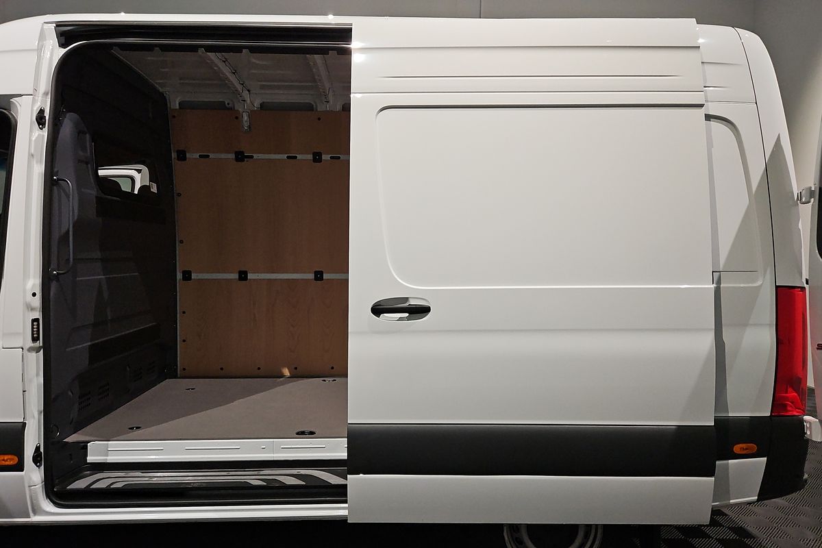 2024 Mercedes-Benz Sprinter 415CDI VS30