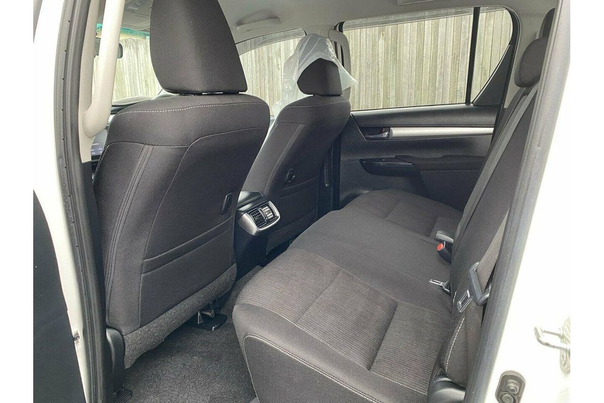 2021 Toyota Hilux SR5 GUN126R 4X4