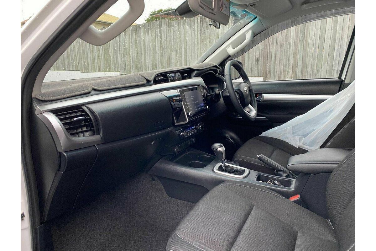 2021 Toyota Hilux SR5 GUN126R 4X4