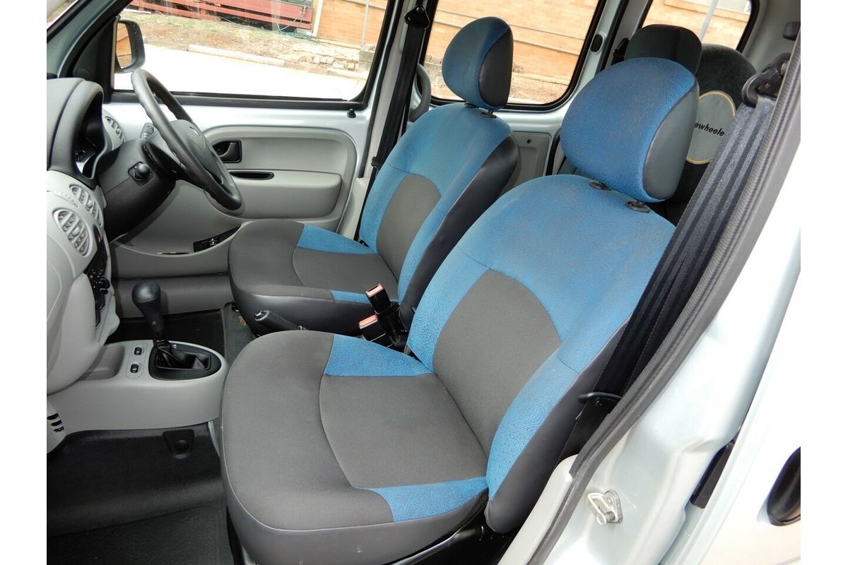 2009 Renault Kangoo Integral X76