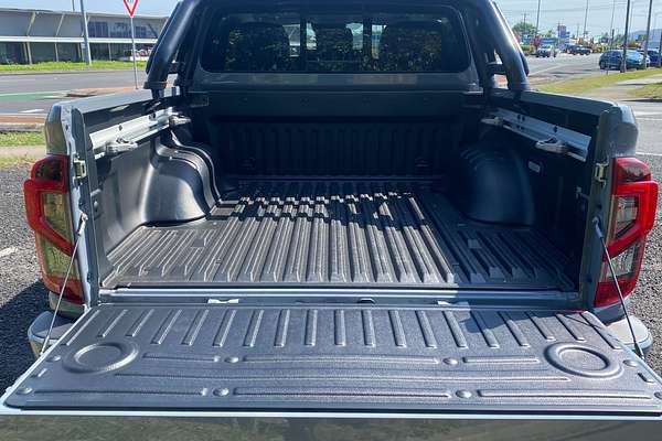 2025 Nissan Navara PRO-4X Warrior D23 4X4