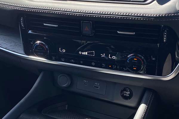 2025 Nissan X-TRAIL ST-L e-POWER T33