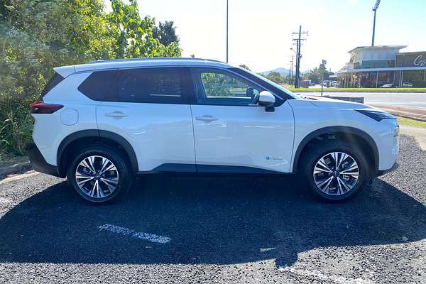 2025 Nissan X-TRAIL ST-L e-POWER T33