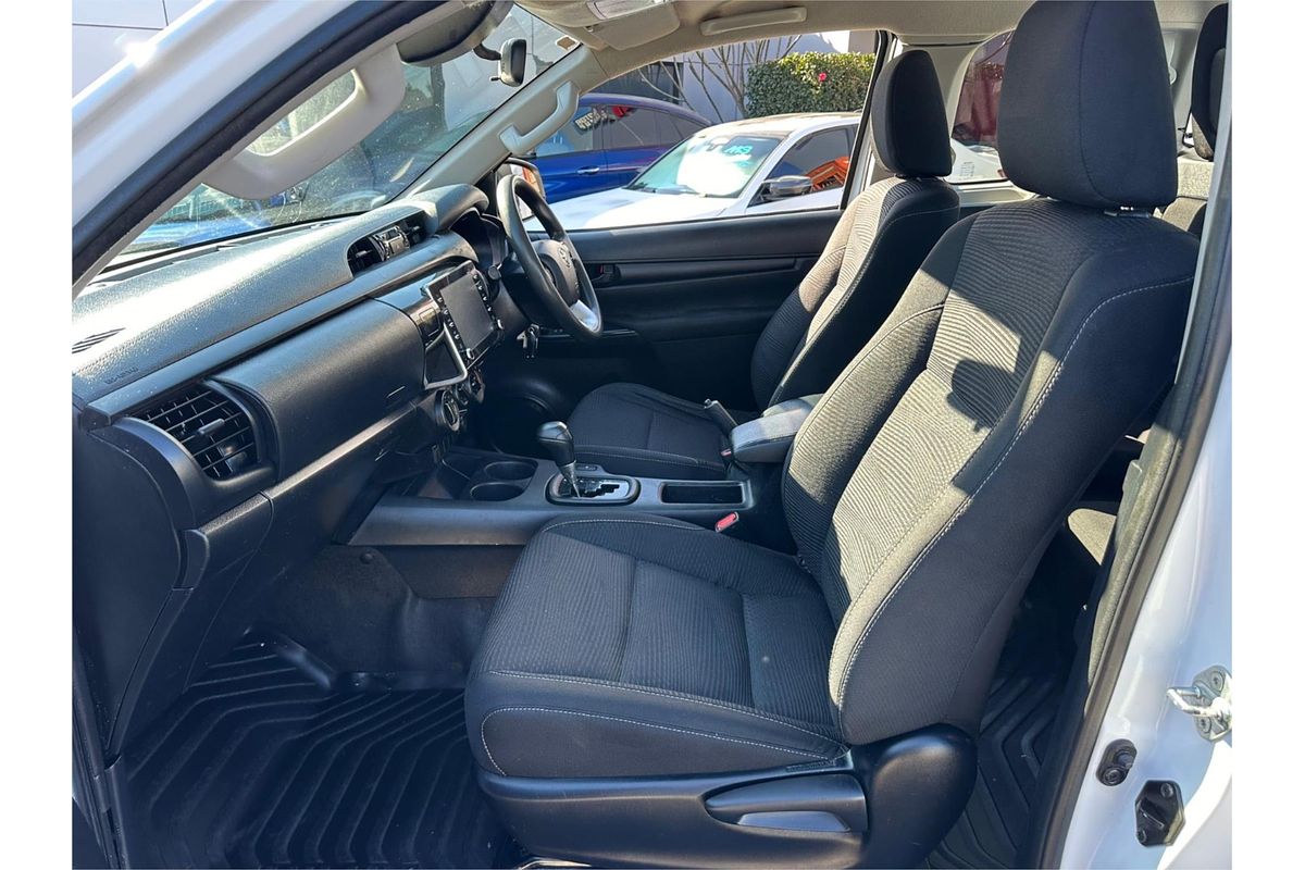 2021 Toyota Hilux SR GUN126R 4X4