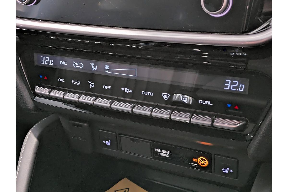 2025 Isuzu MU-X LS-T