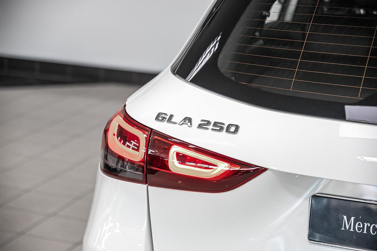2022 Mercedes-Benz GLA-Class GLA250 H247