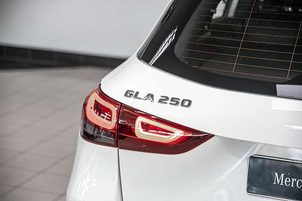 2022 Mercedes-Benz GLA-Class GLA250 H247