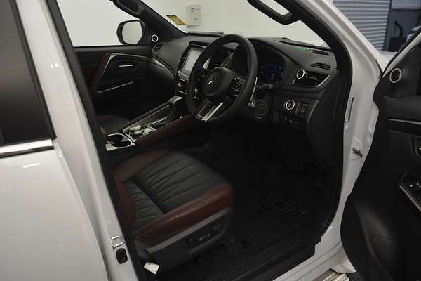 2025 Mitsubishi Pajero Sport GSR QG