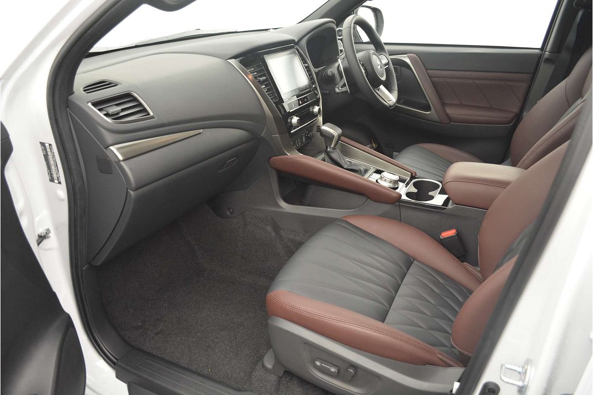 2025 Mitsubishi Pajero Sport GSR QG
