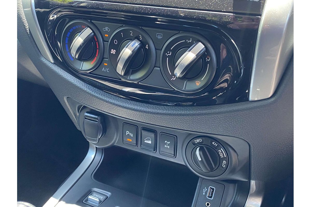 2024 Nissan Navara ST D23 4X4