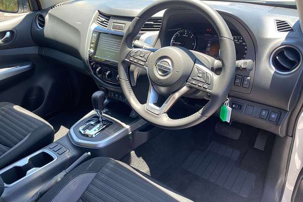 2024 Nissan Navara ST D23 4X4