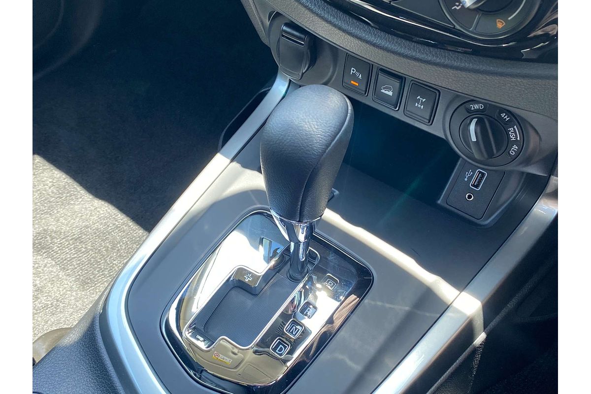 2024 Nissan Navara ST D23 4X4