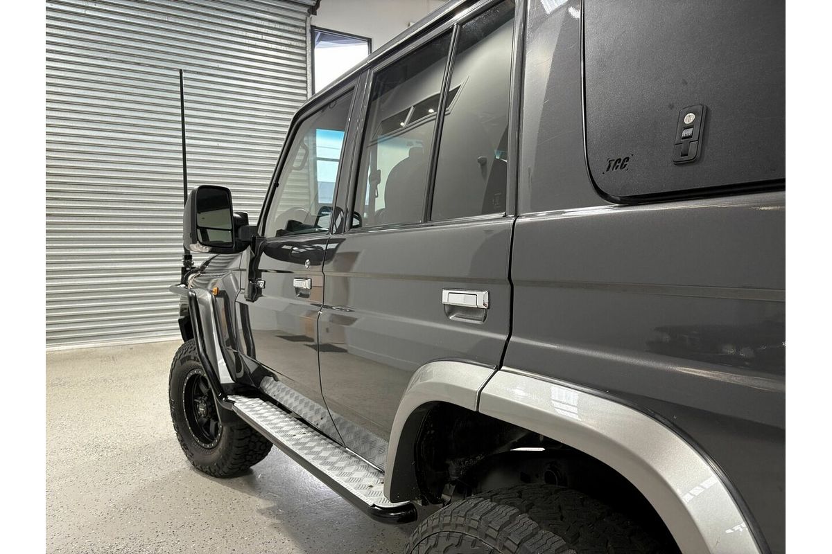 2012 Toyota Landcruiser GXL VDJ76R