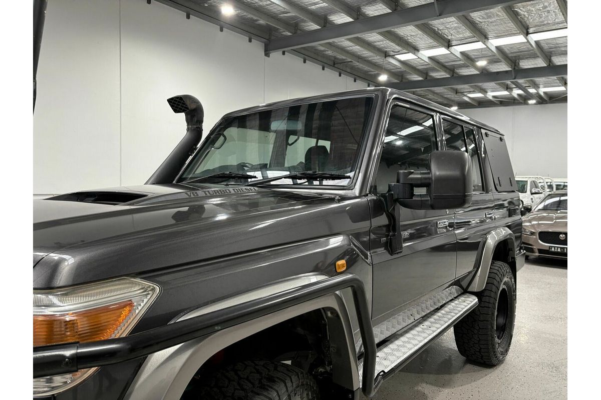 2012 Toyota Landcruiser GXL VDJ76R