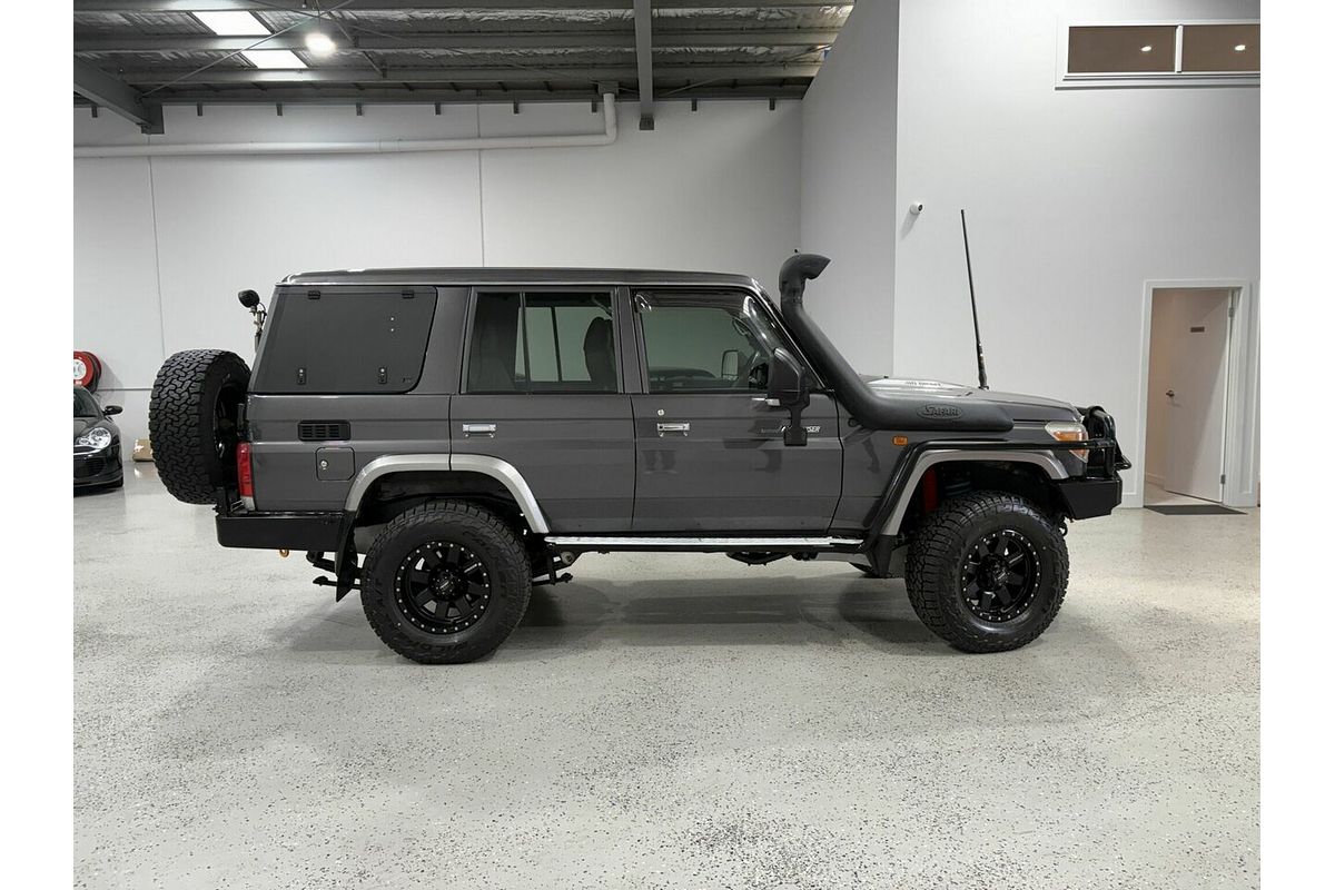 2012 Toyota Landcruiser GXL VDJ76R