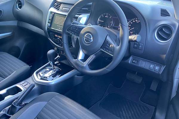 2024 Nissan Navara ST-X D23 4X4