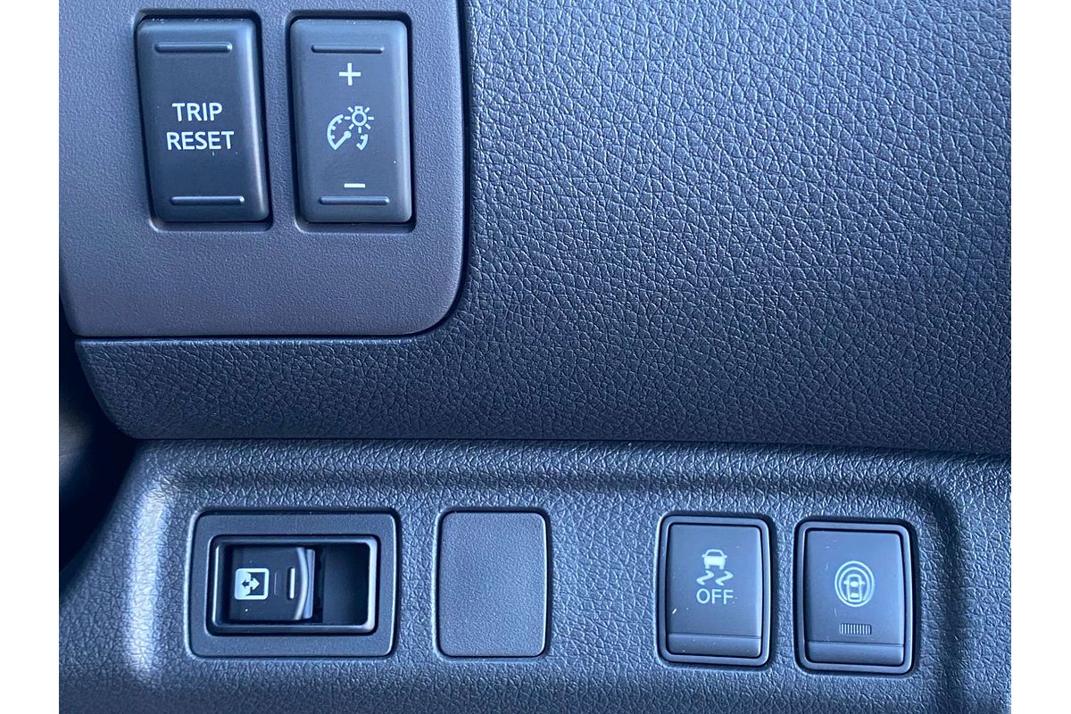 2024 Nissan Navara ST-X D23 4X4