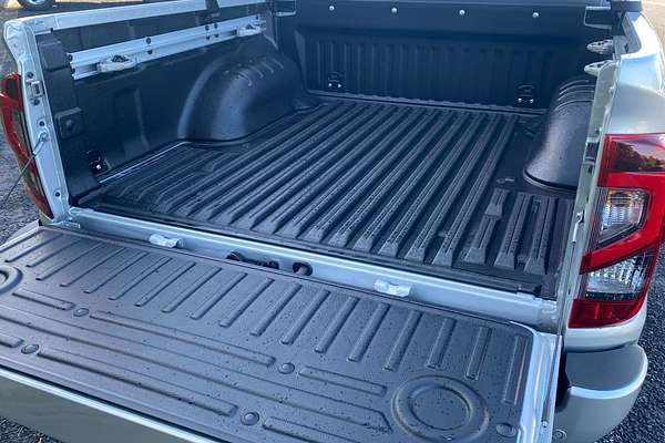 2024 Nissan Navara ST-X D23 4X4
