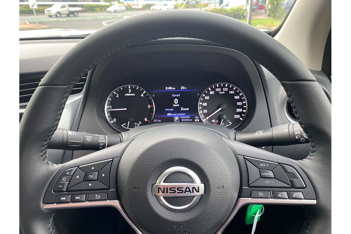 2024 Nissan Navara ST D23 4X4