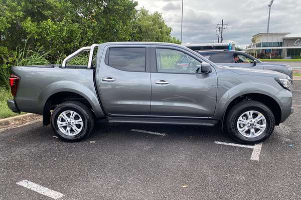 2024 Nissan Navara ST D23 4X4