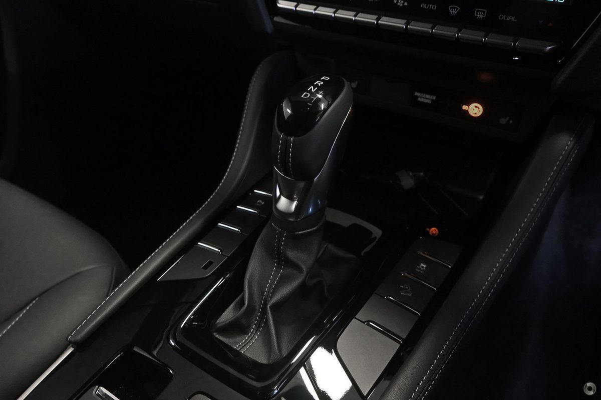 2025 Isuzu MU-X LS-T