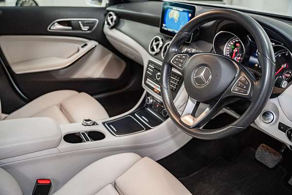 2018 Mercedes-Benz GLA-Class GLA180 X156