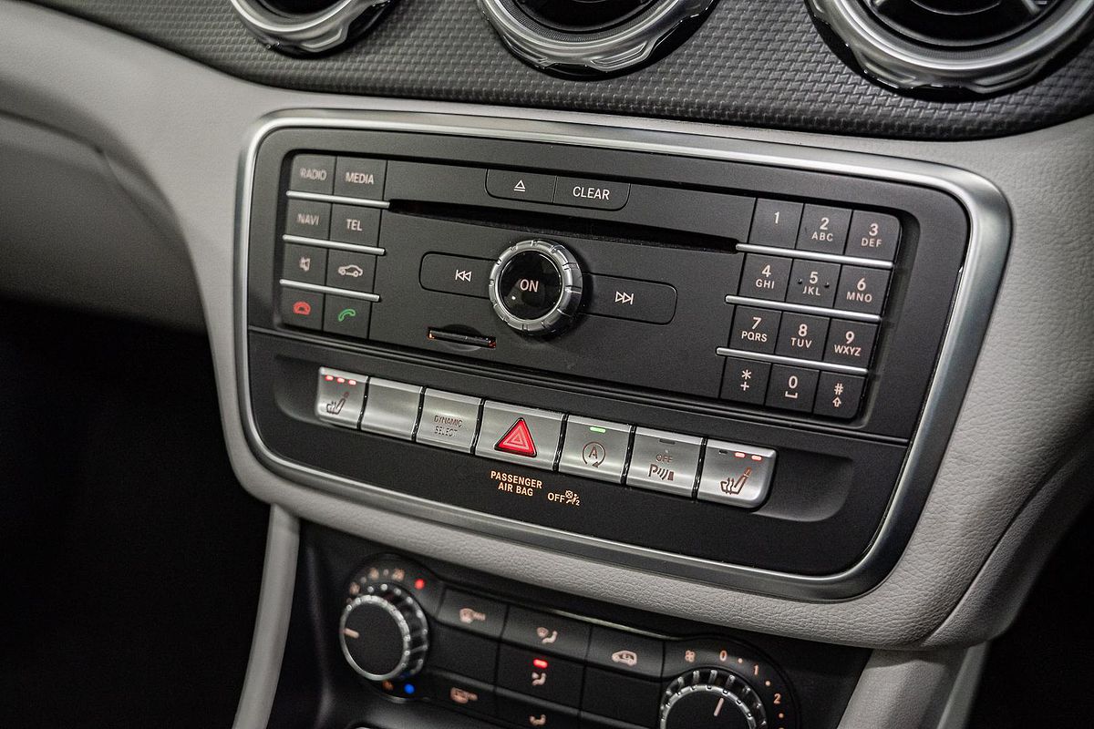 2018 Mercedes-Benz GLA-Class GLA180 X156