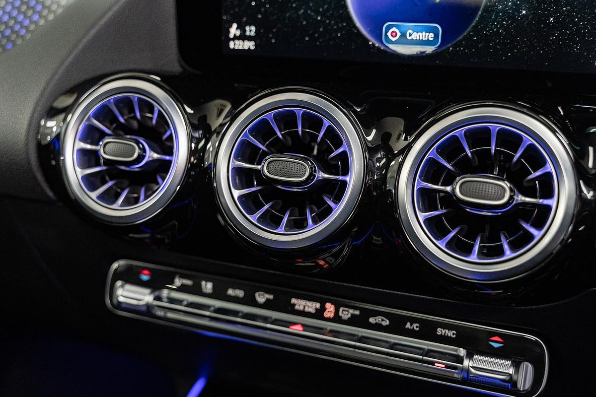 2024 Mercedes-Benz GLA-Class GLA200 H247