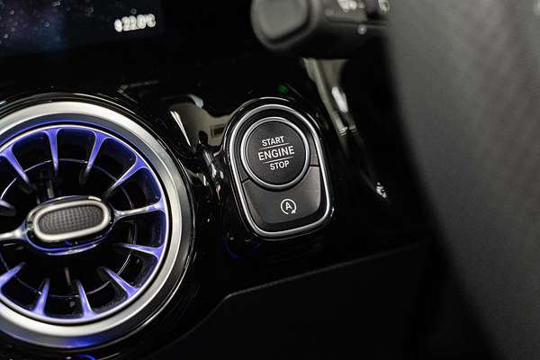 2024 Mercedes-Benz GLA-Class GLA200 H247