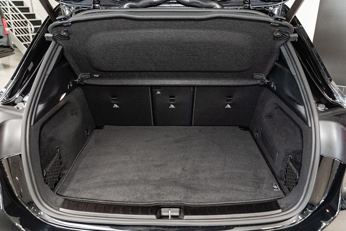 2024 Mercedes-Benz GLA-Class GLA200 H247