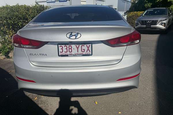 2017 Hyundai Elantra Active AD
