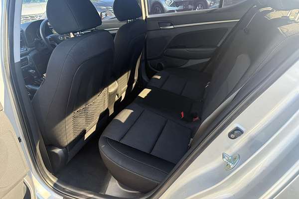 2017 Hyundai Elantra Active AD