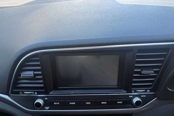 2017 Hyundai Elantra Active AD