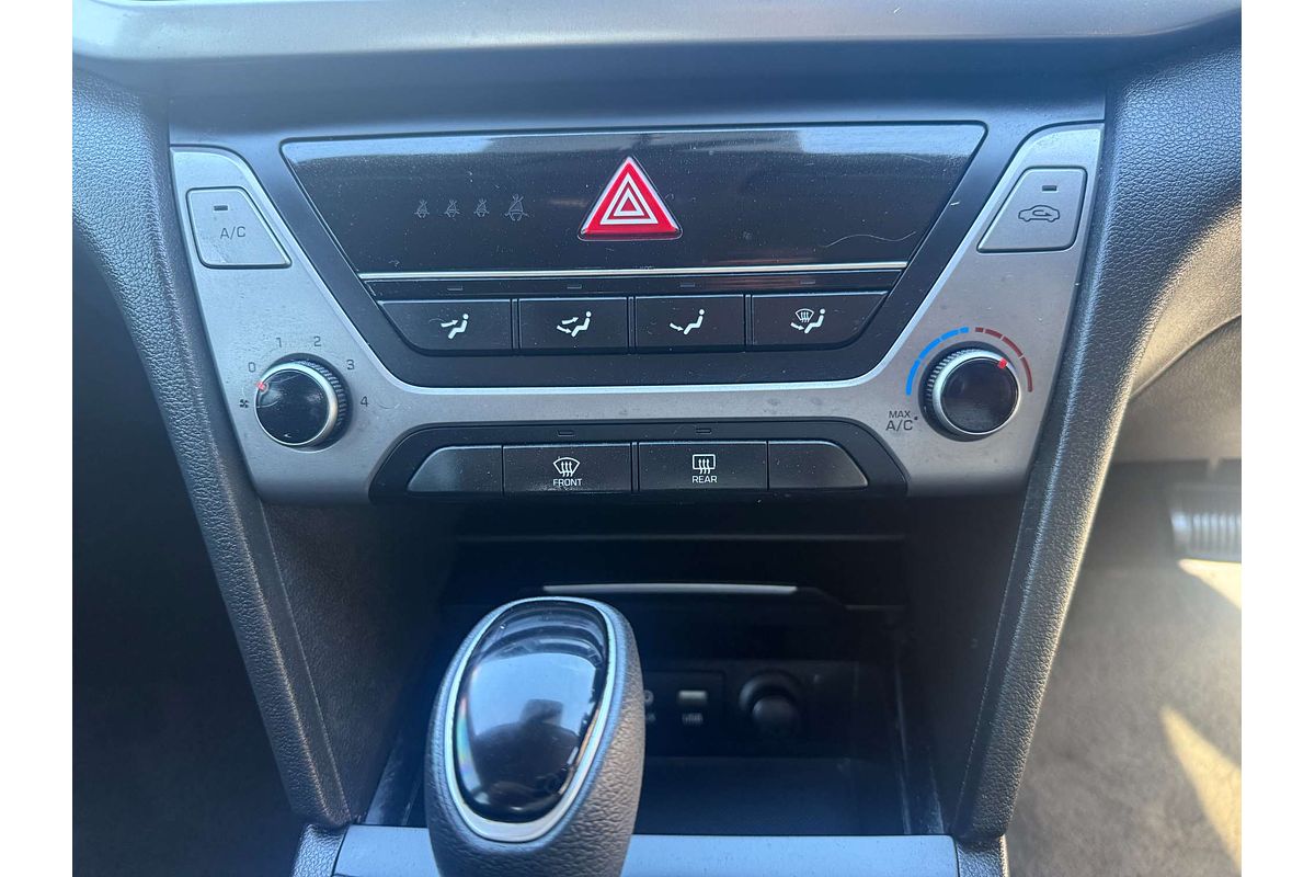 2017 Hyundai Elantra Active AD