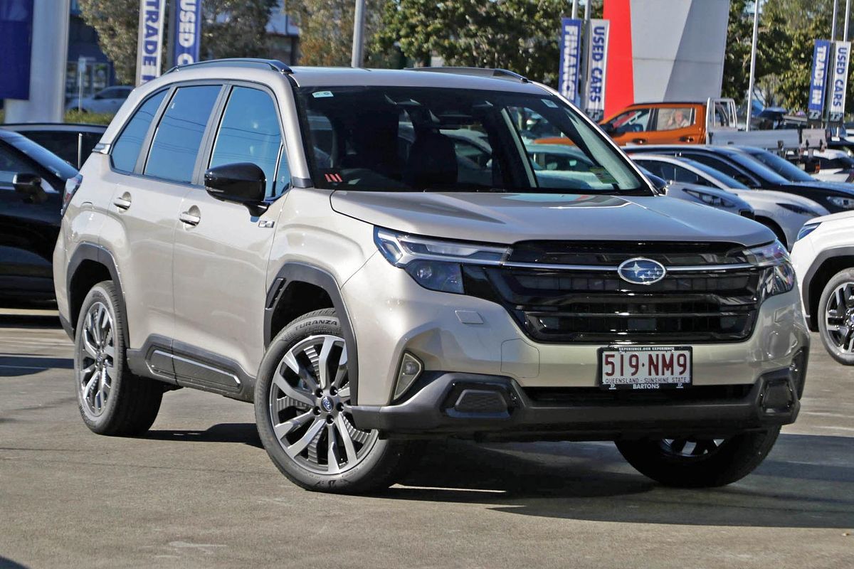 2025 Subaru Forester Hybrid Touring S6