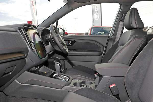 2025 Subaru Forester Touring S6