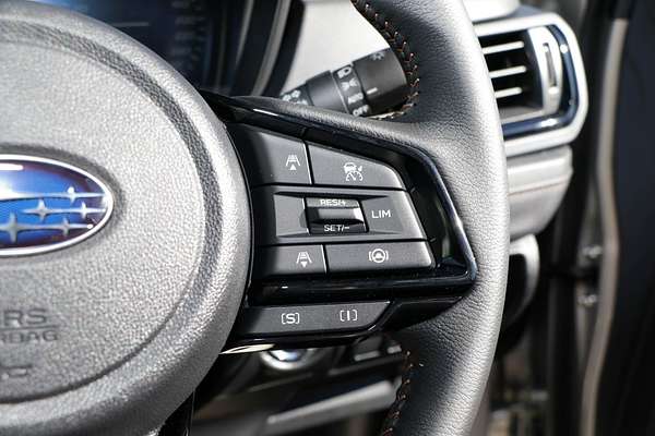 2025 Subaru Forester Hybrid Touring S6