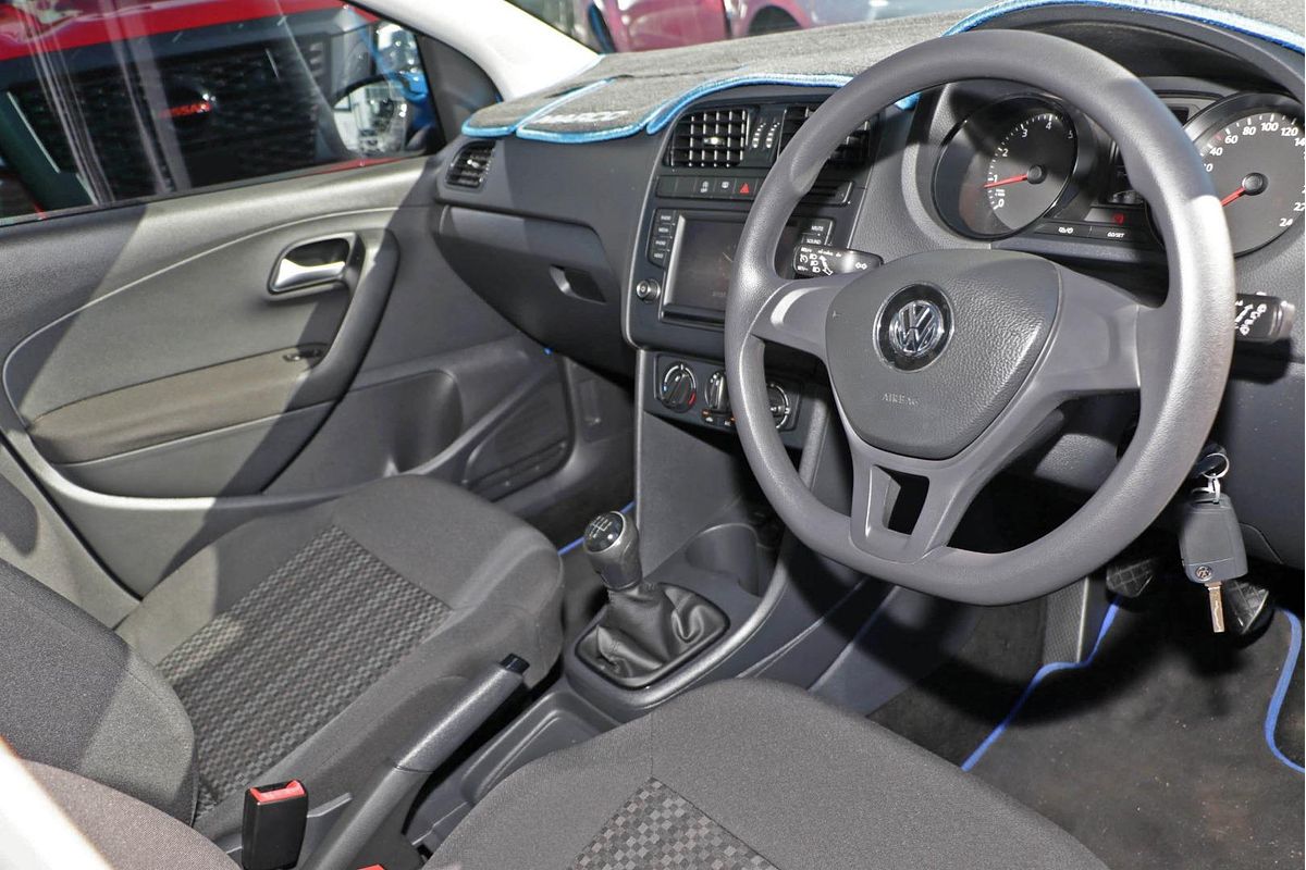 2016 Volkswagen Polo 66TSI Trendline 6R