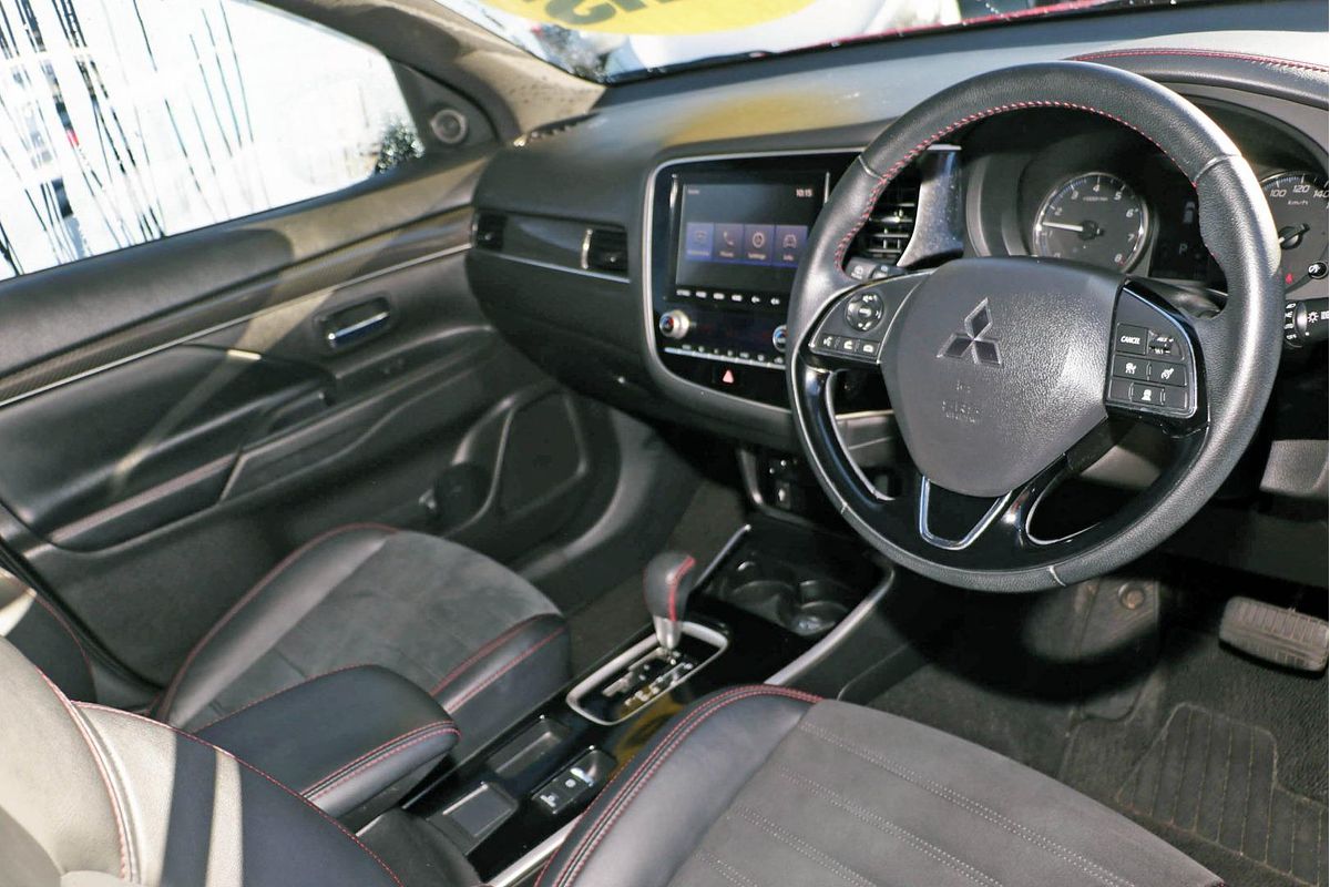 2021 Mitsubishi Outlander Black Edition ZL