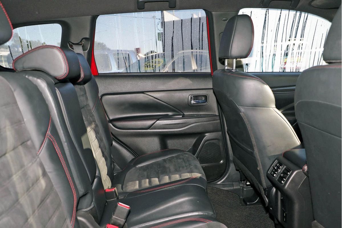 2021 Mitsubishi Outlander Black Edition ZL