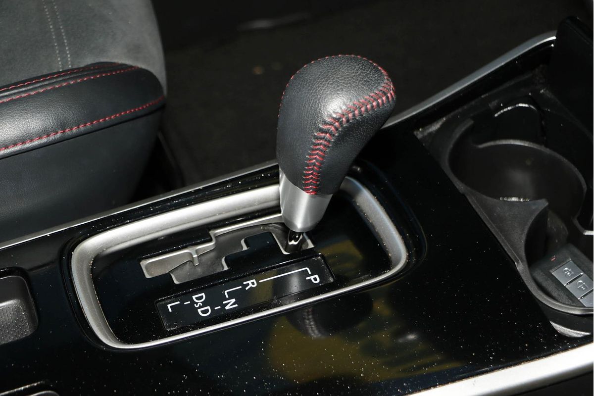 2021 Mitsubishi Outlander Black Edition ZL