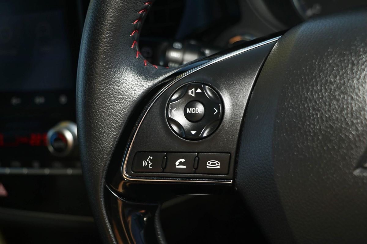 2021 Mitsubishi Outlander Black Edition ZL