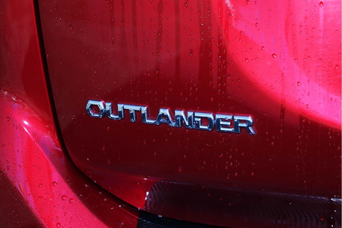 2021 Mitsubishi Outlander Black Edition ZL